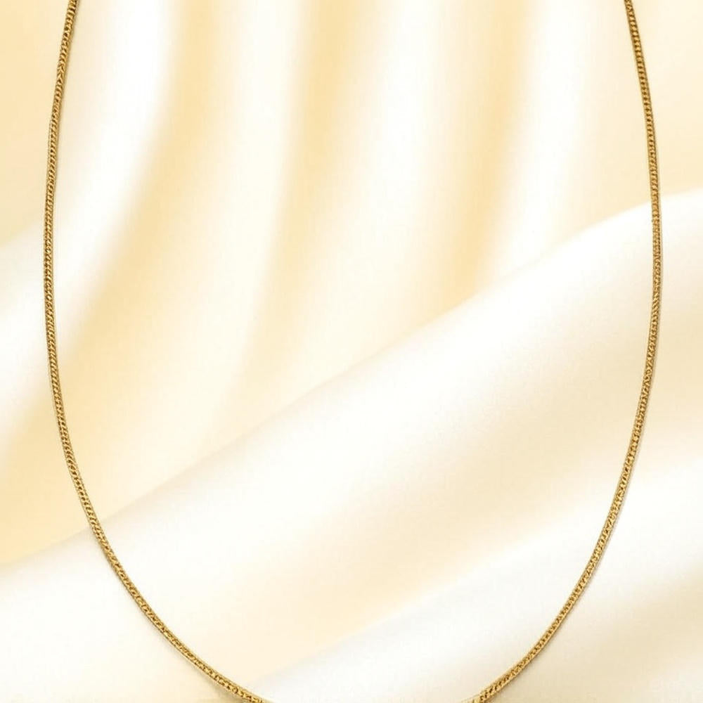 Strength in Every Link, Luxury in Every Gleam: The Timeless Allure of Starkle’s Elegant Gold Chain