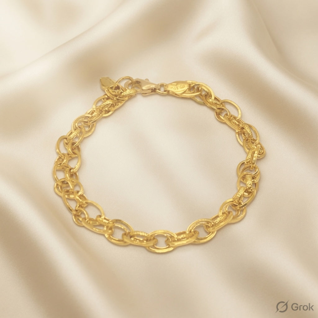 The Everyday Gold Bracelet Every Indian Woman Deserves: Discover the Lightweight Cluster Link Bracelet That Elevates Your Style Instantly