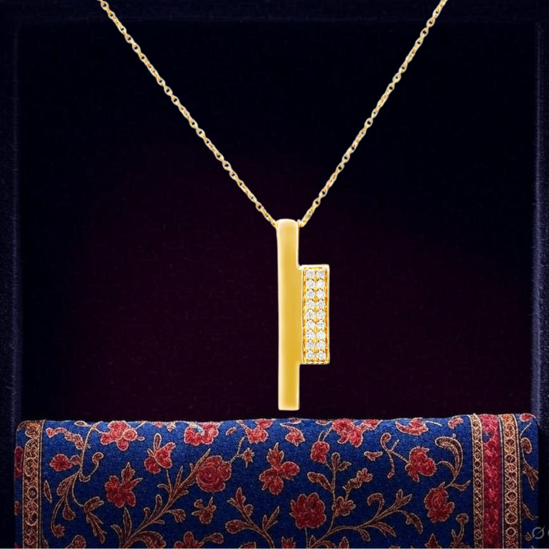 The Timeless Elegance of the Iconic Diamond Block Necklace by Starkle