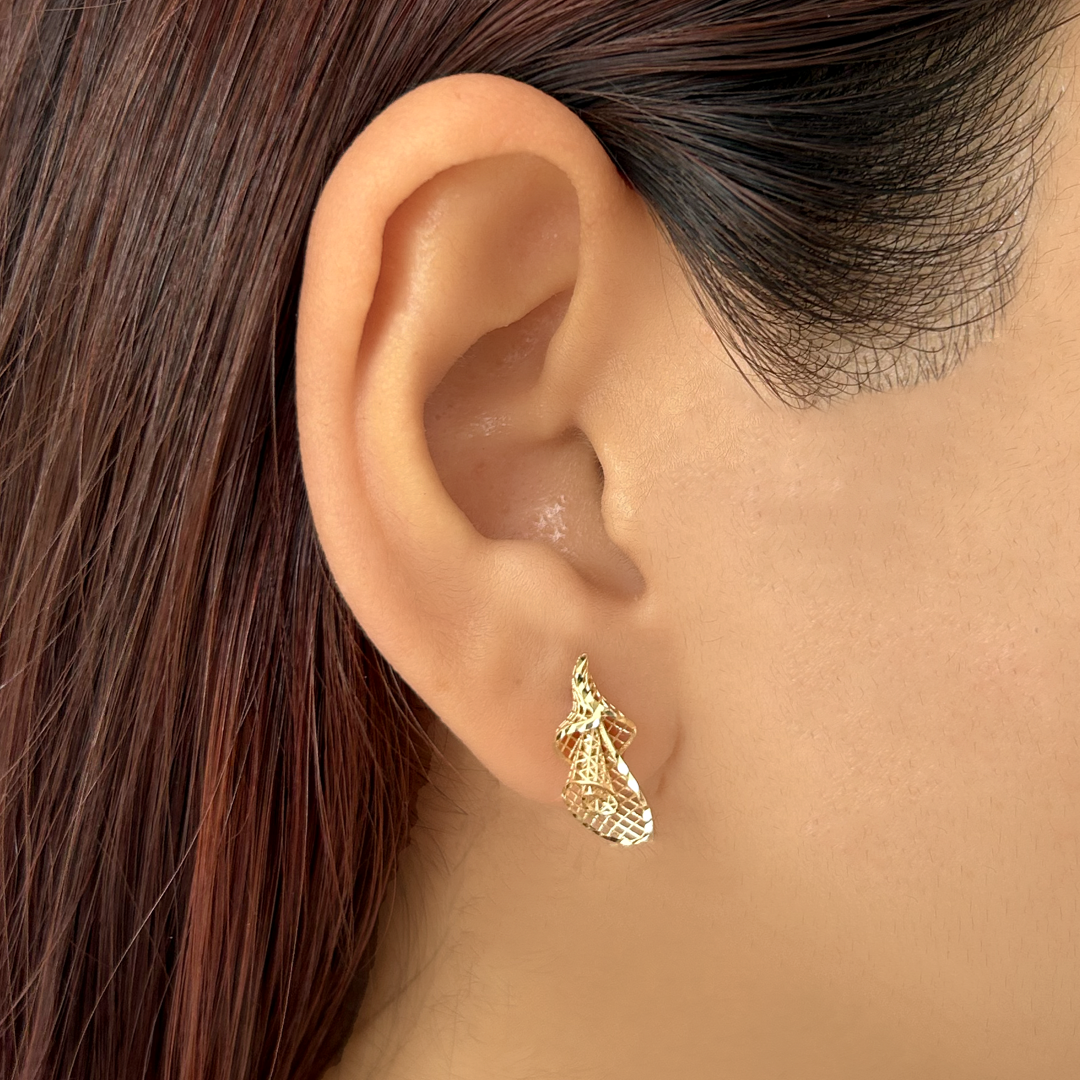 Cascade Mesh Studs