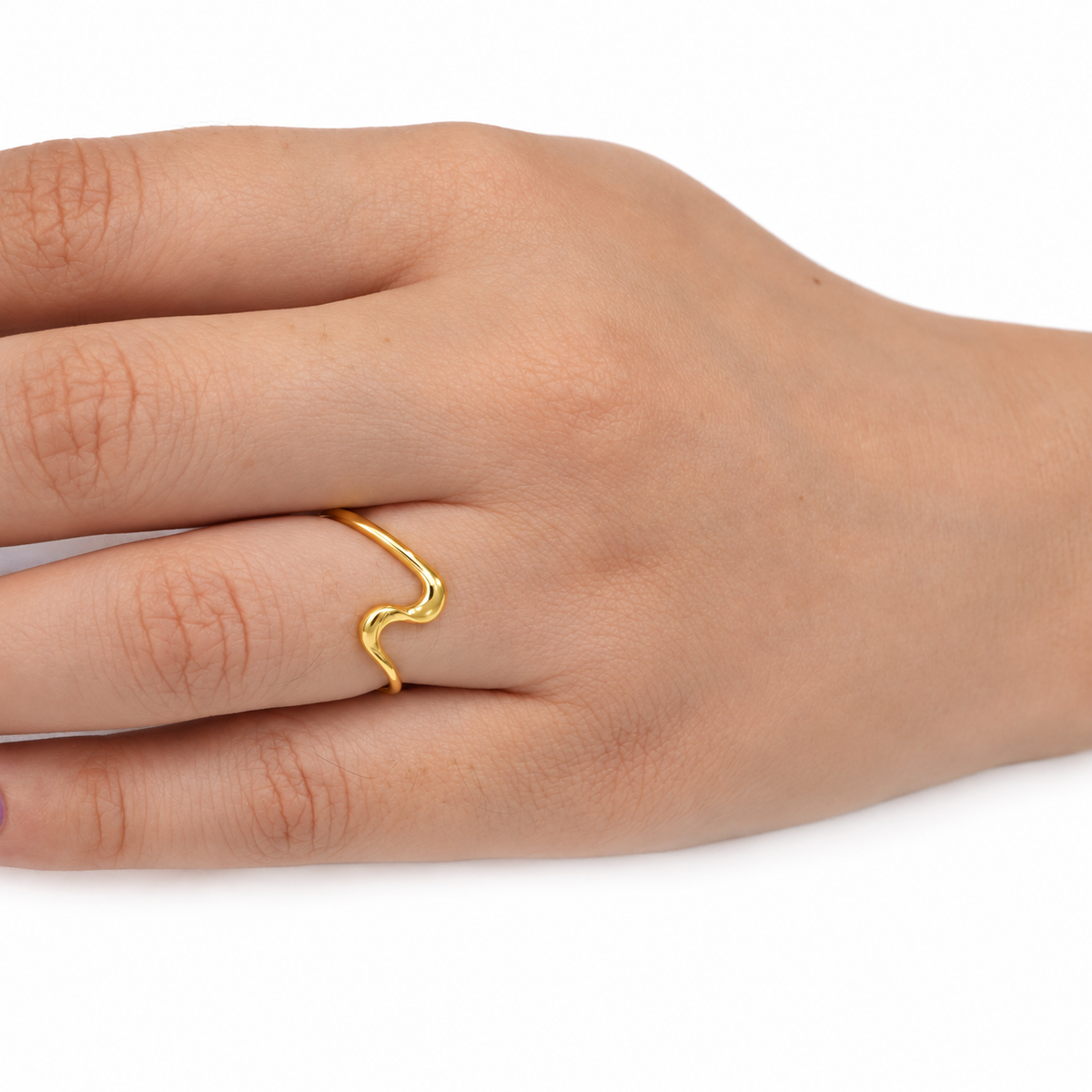 Sleek Wave Ring | 9k | Size 11