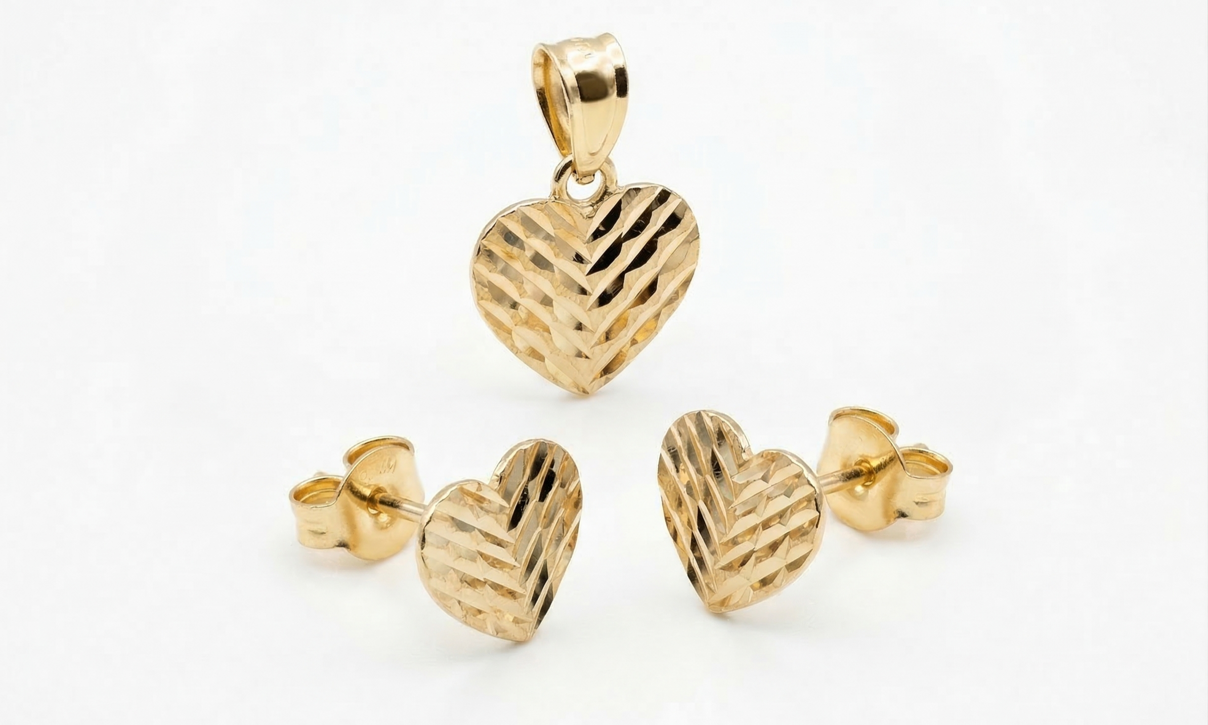 Sparkle Heart Pendant Set
