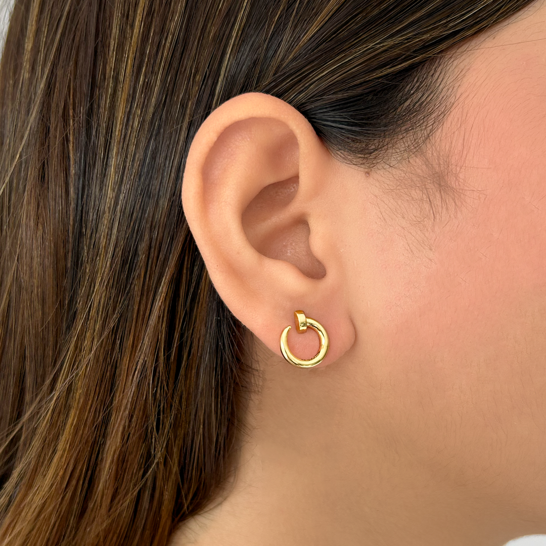 Hooked Studs