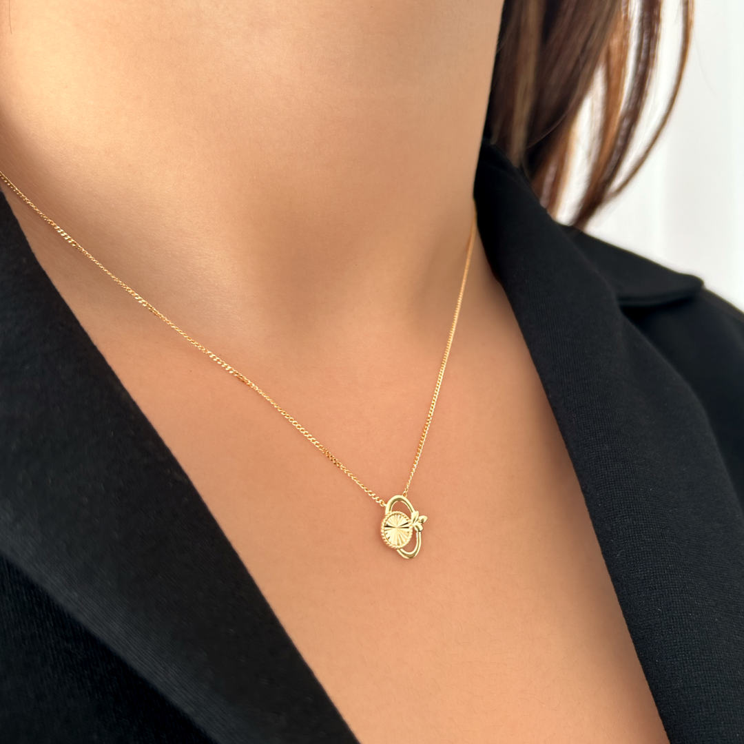 Kaleido Round Embrace Necklace