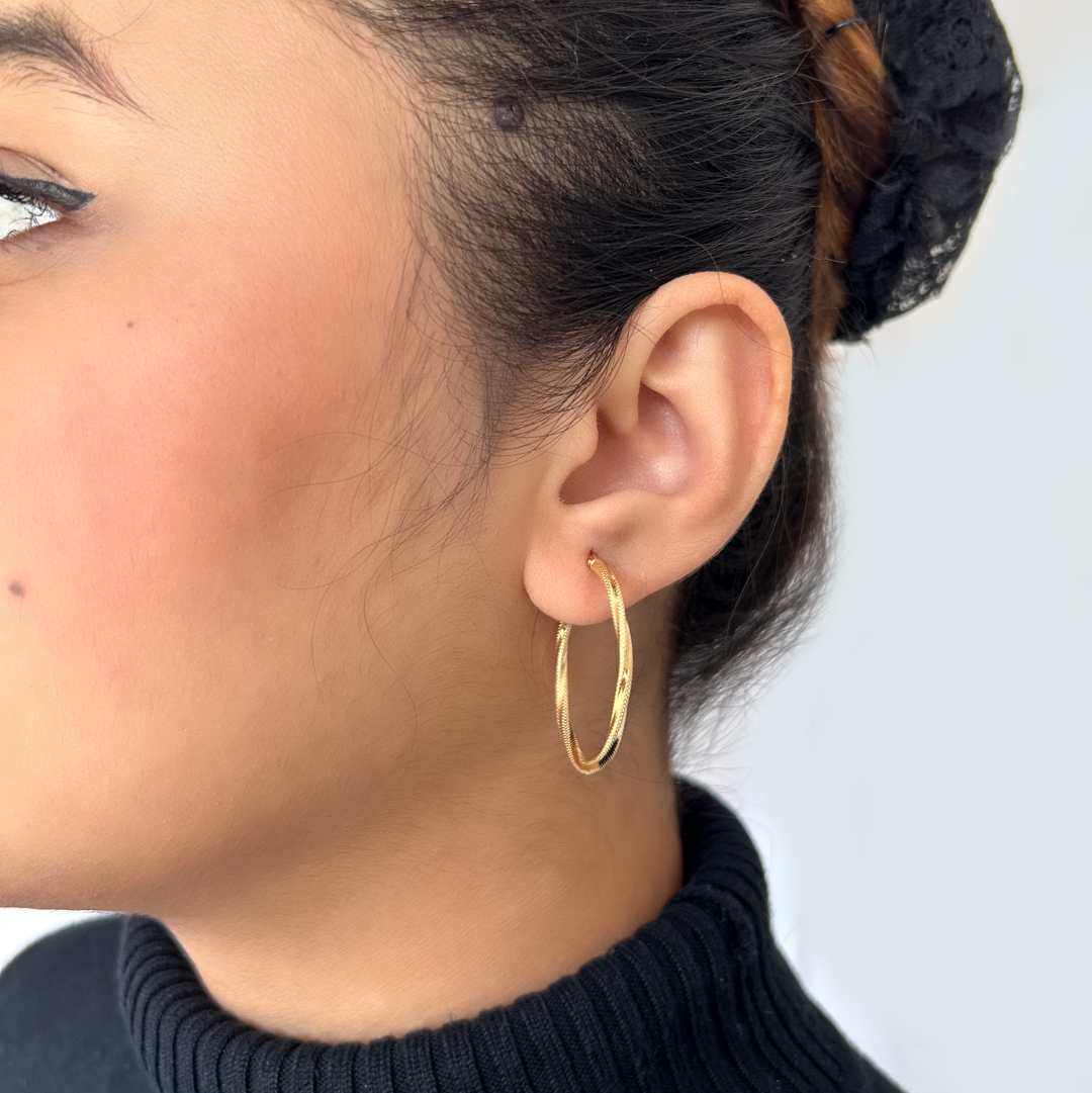 Mini Slim Textured Twister Hoops