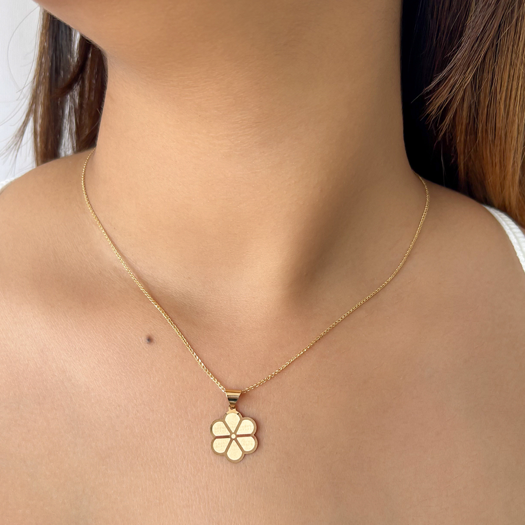Minimalist Flora Pendant Set