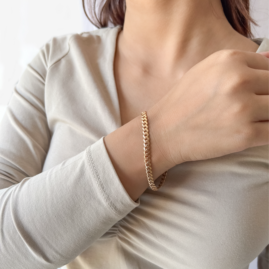 Classic Curb Bracelet