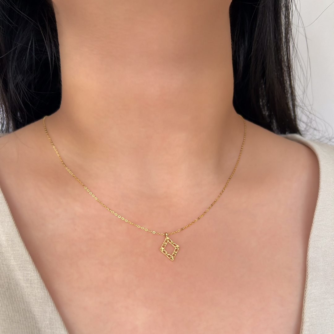 Sparkle Rhombus Necklace