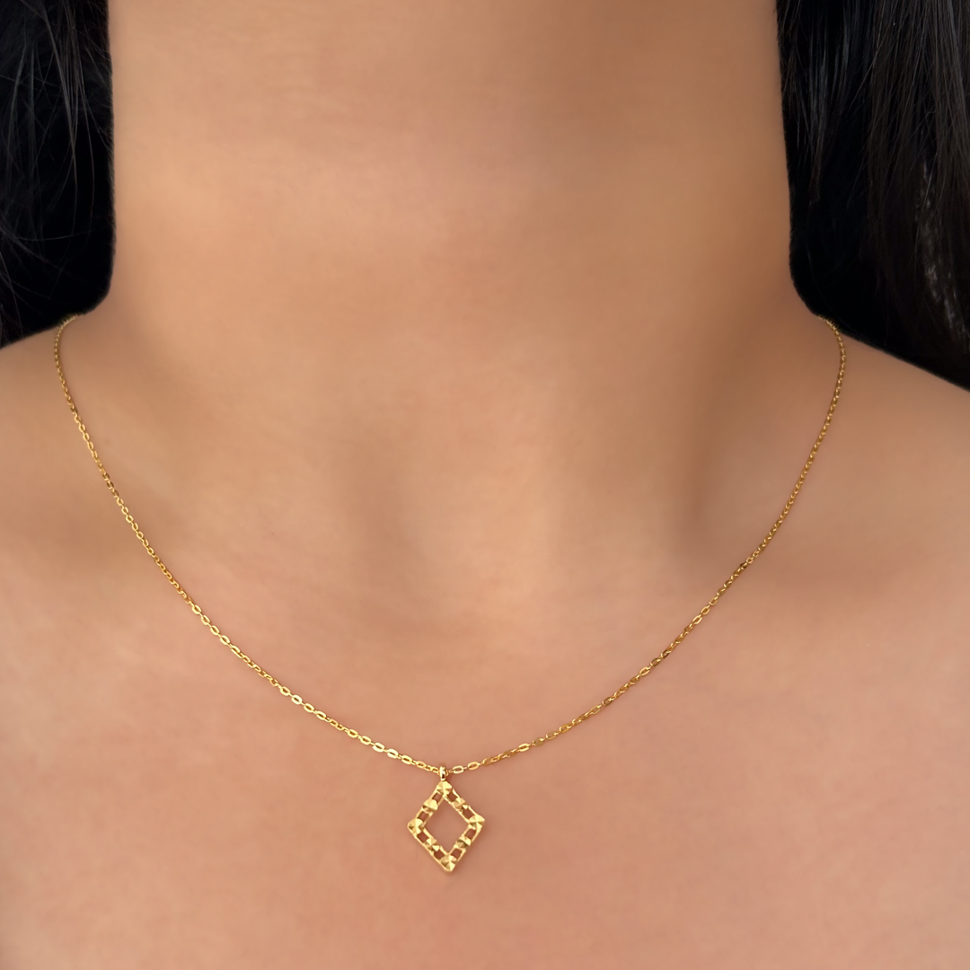 Sparkle Rhombus Necklace