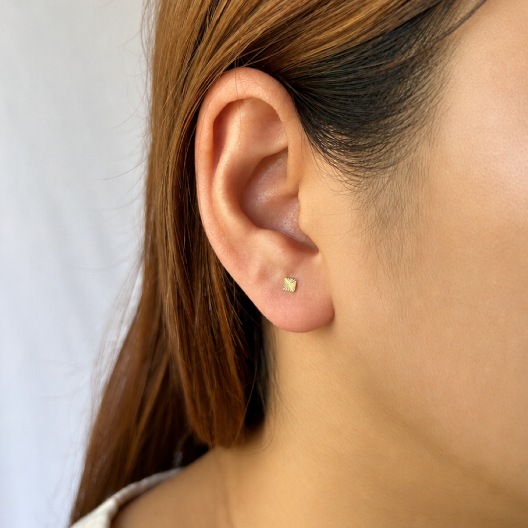 Sparkle Rhombus Studs