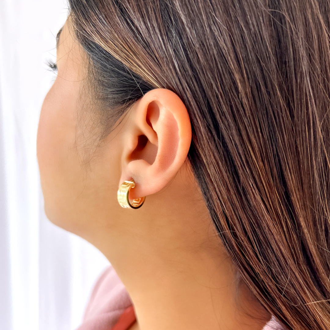 Textured Classic Meander Hoops