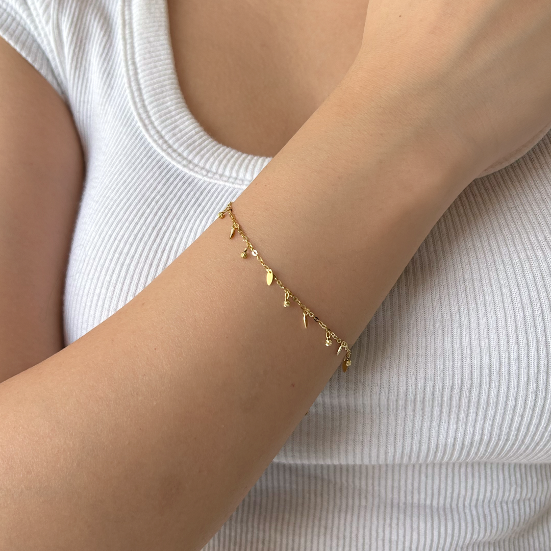 Bracelet gold design for girl discount