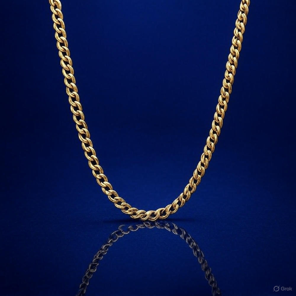 Make a Lasting Impression with the Rich, Golden Allure of Our Exquisite Curb Chain