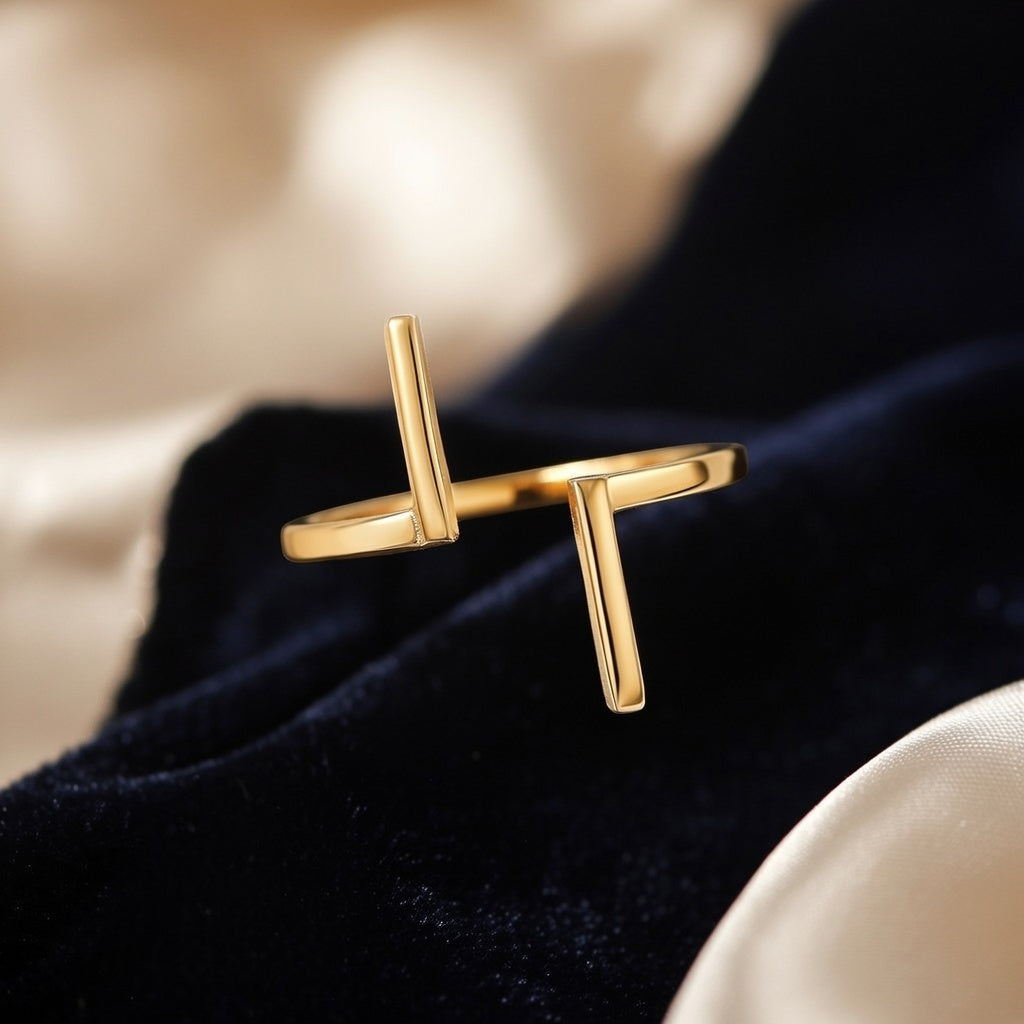 Discover the Quiet Power: Starkle's Polar Bar Rings – Resilient, Graceful, Unbreakable