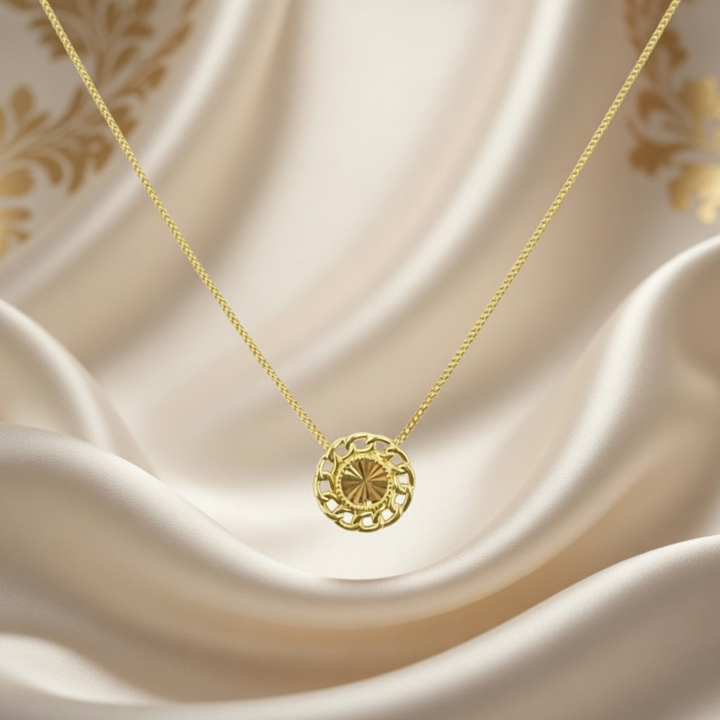 Not Just a Chain. A Quiet Revolution in Gold. Discover the Kaleido Curb Difference: The Beautiful Gold Necklace Redefining Everyday Luxury at Starkle