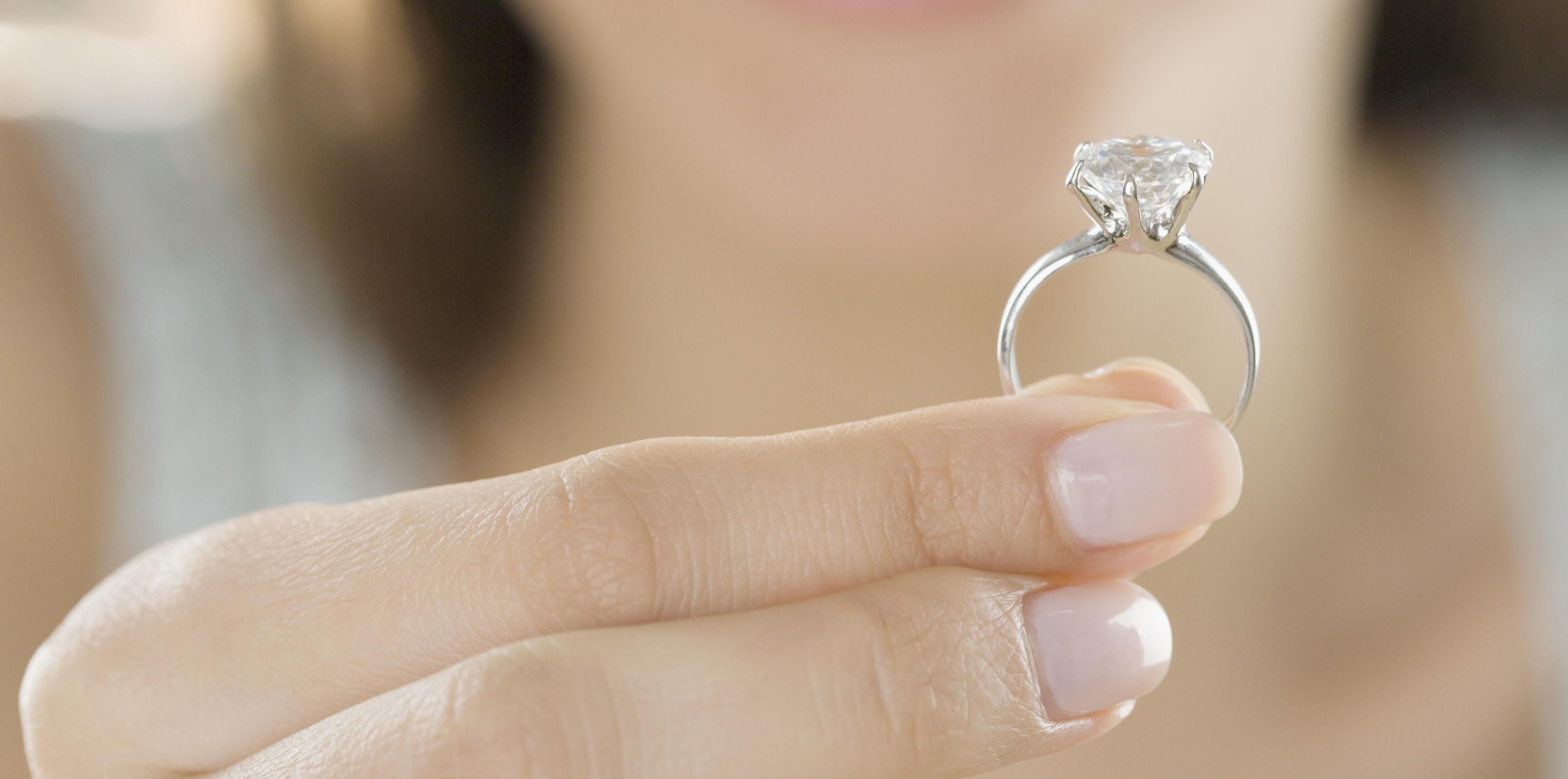 Choosing real diamond rings for women