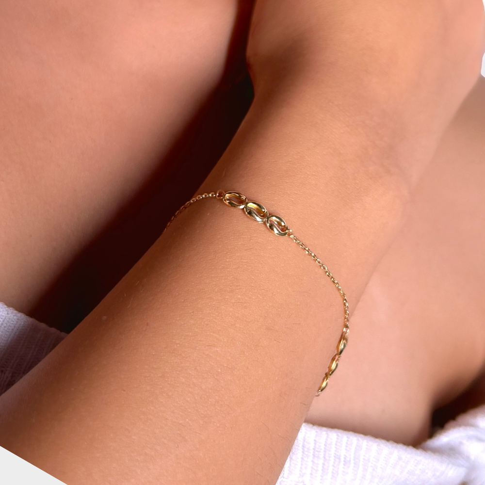 Woman bracelet deals