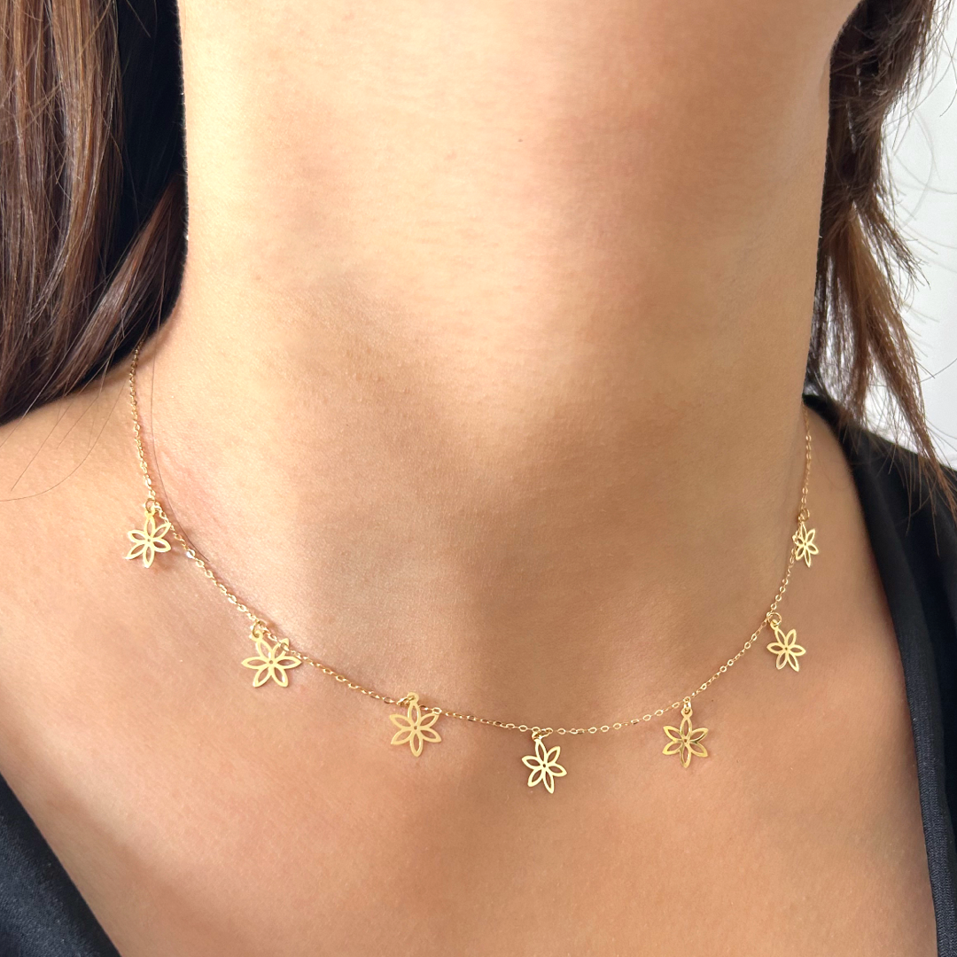Daisy Charm Necklace