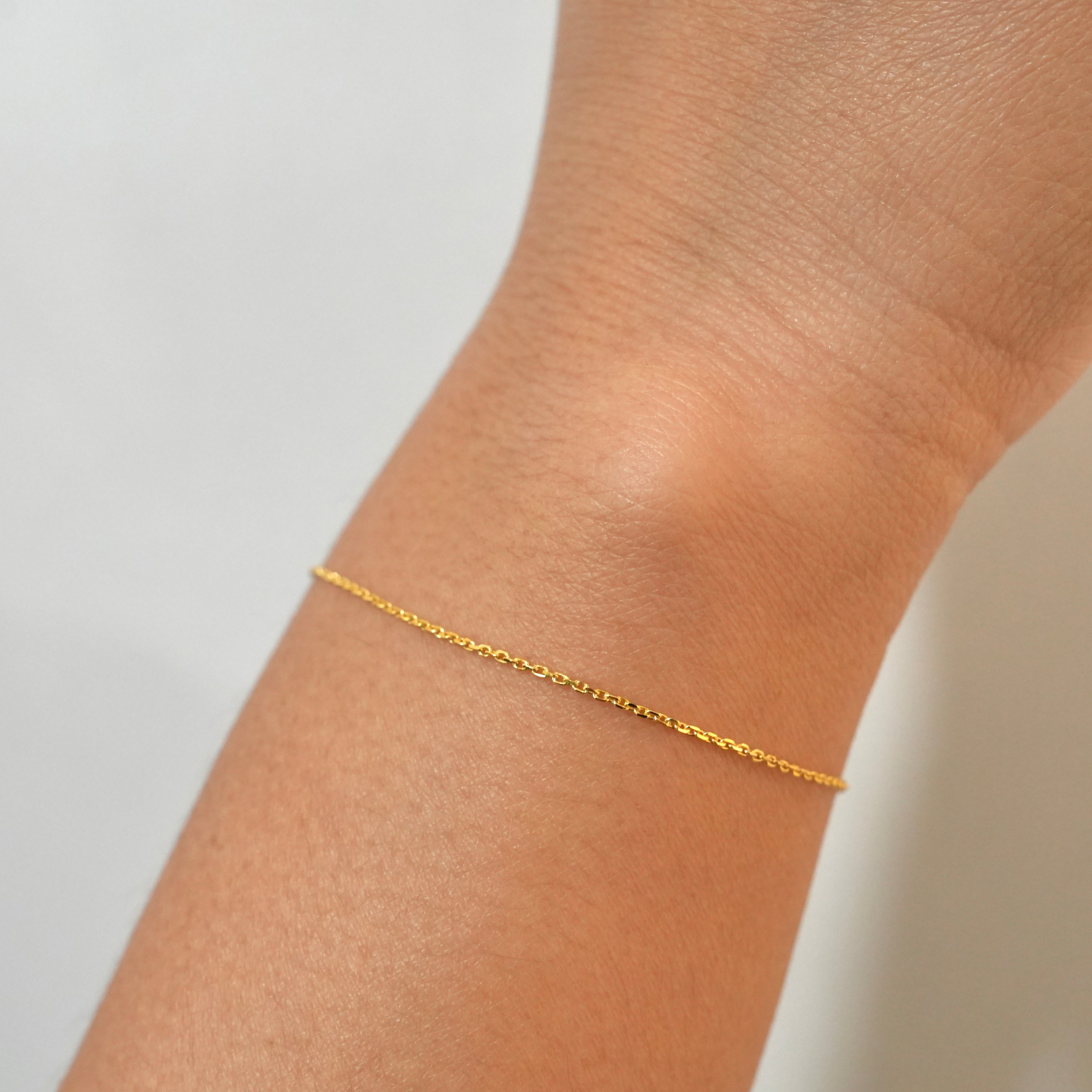 Minimal Chain Bracelet