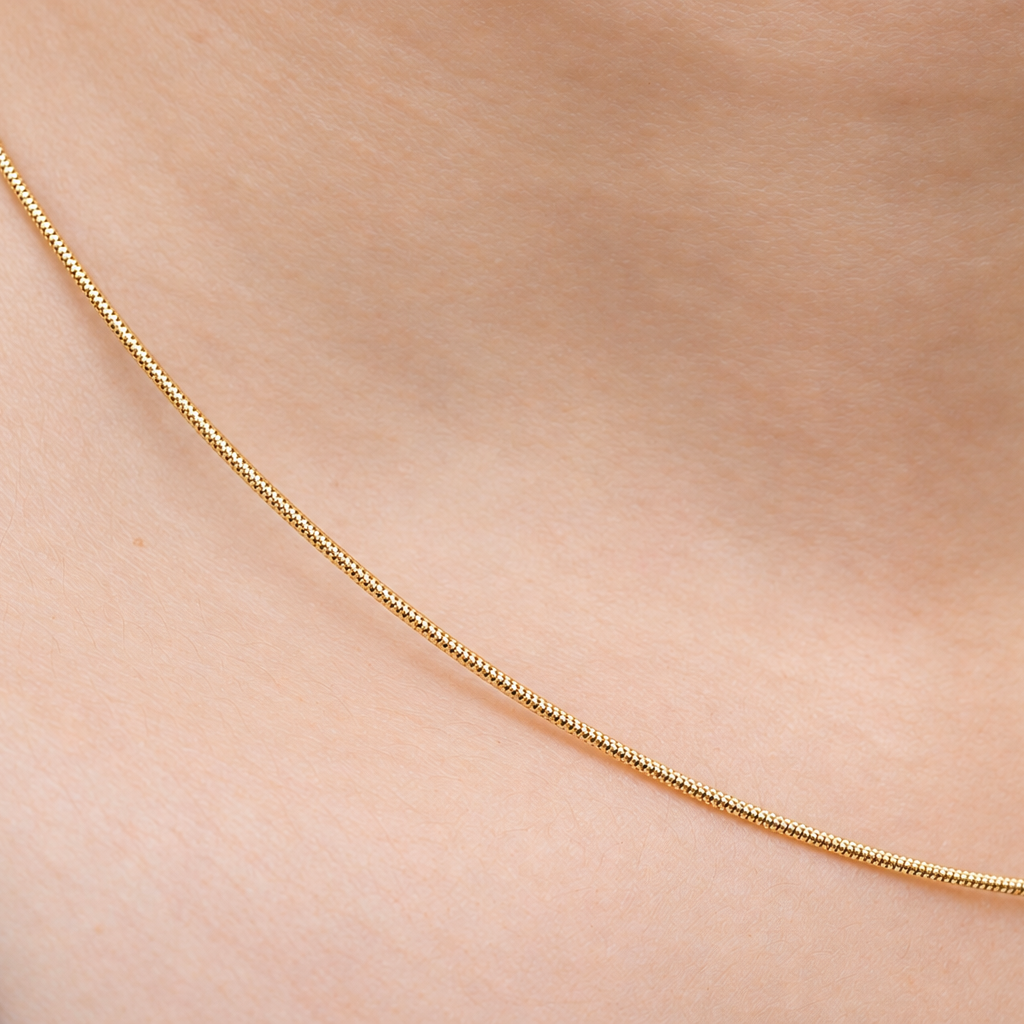 Sleek Coil Chain