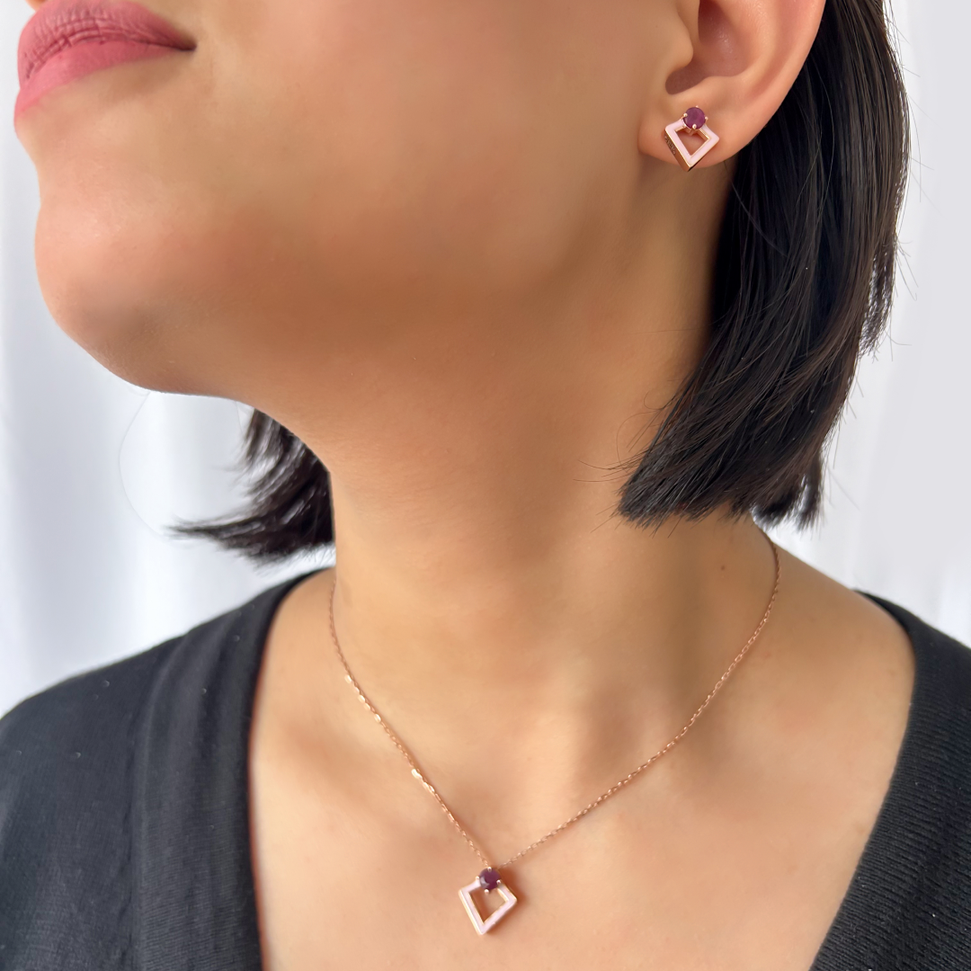 Ruby Rhombus Necklace Set