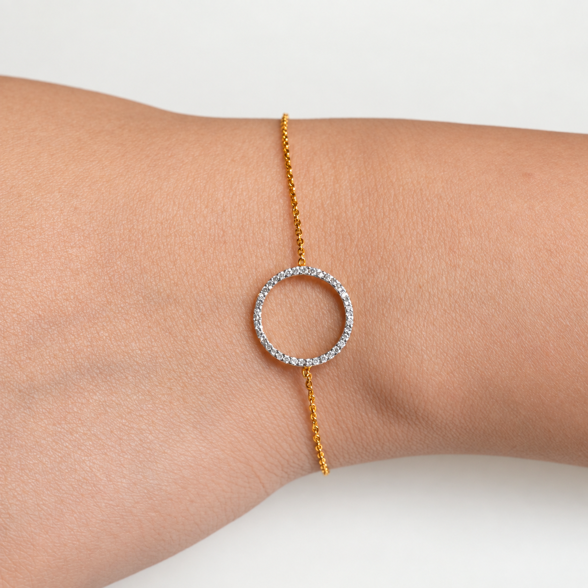 Diamond Halo Bracelet | Thin Chain