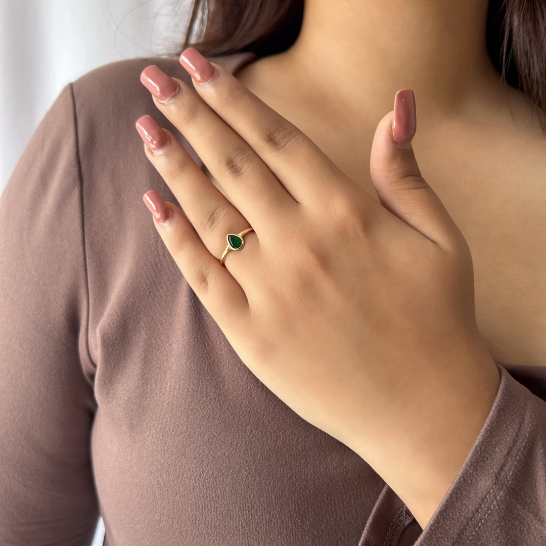 Green Stone Pear Ring