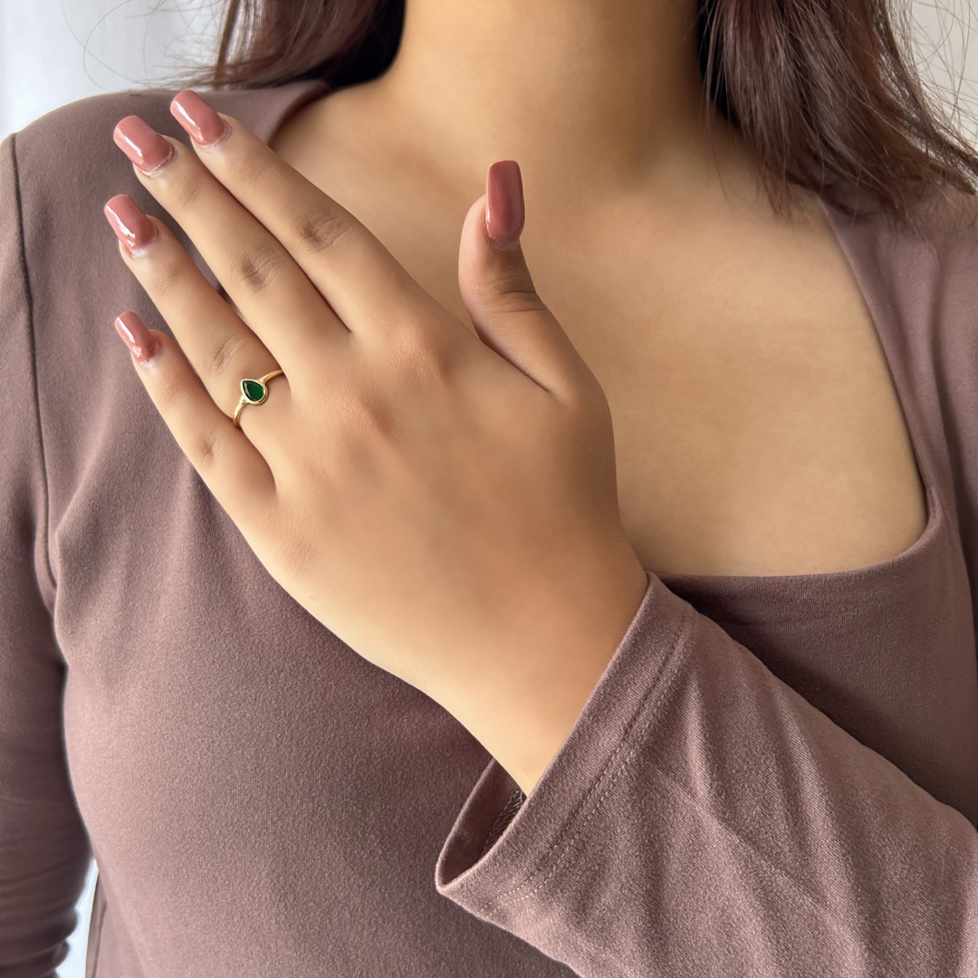 Green Stone Pear Ring