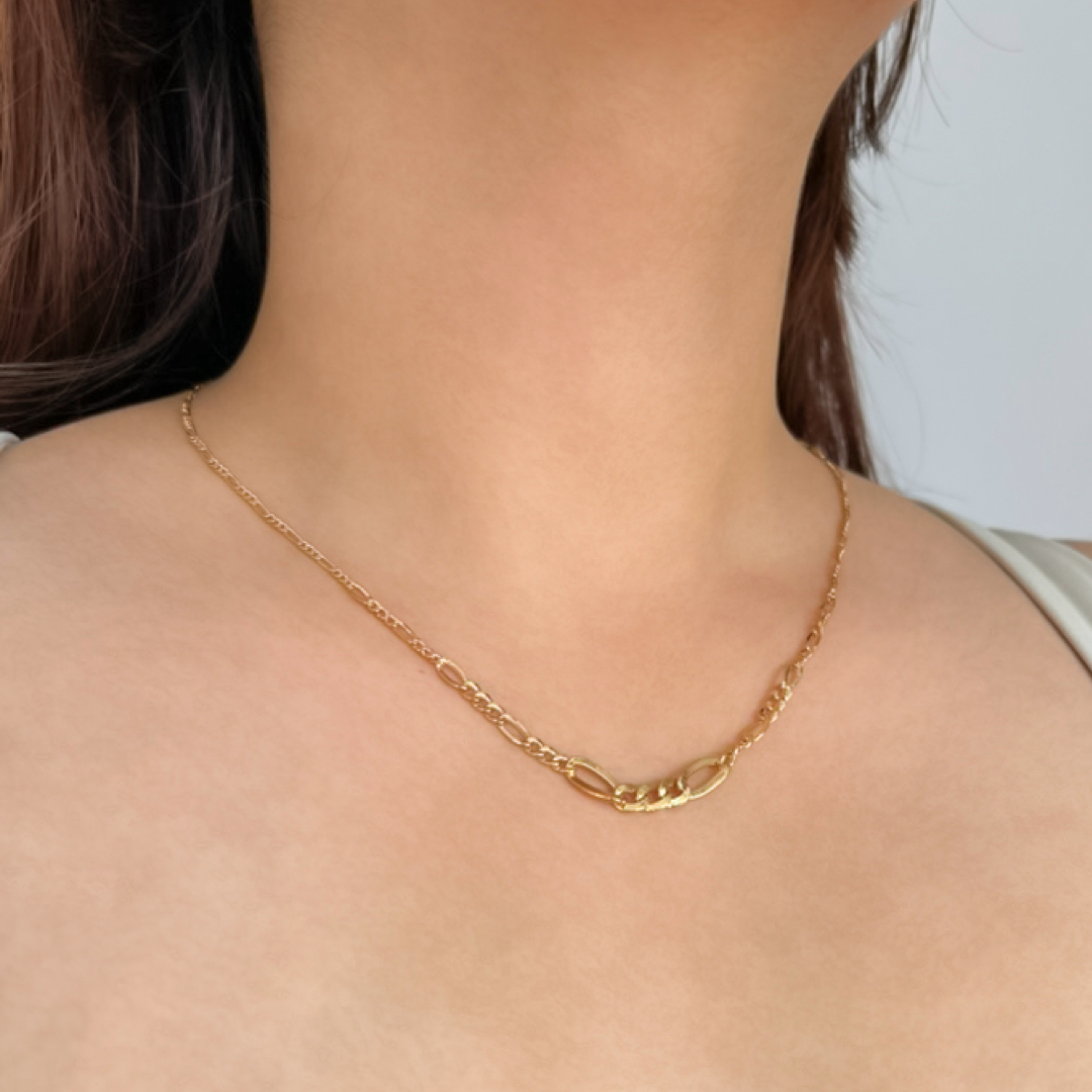 Bold Figaro Necklace