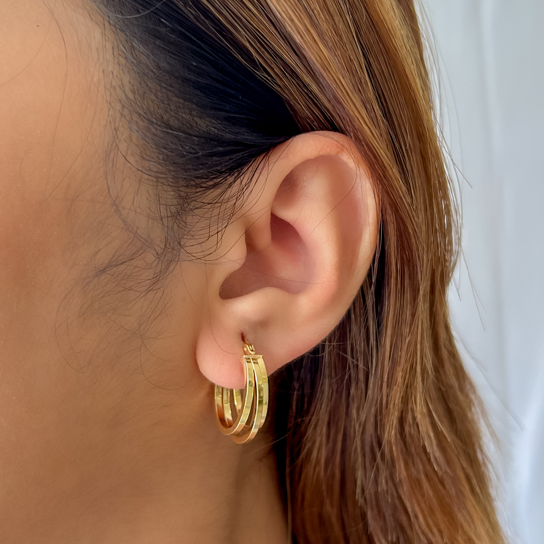 Asymmetric Oval Hoops