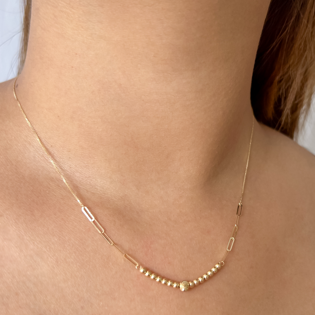 Shiny Bead Clip Necklace