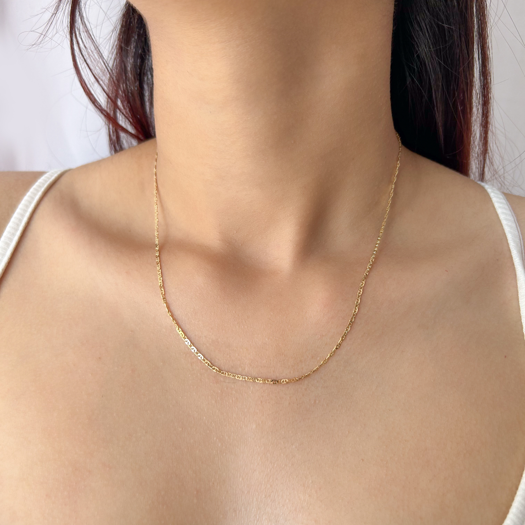 Bold Flat Link Lock Chain