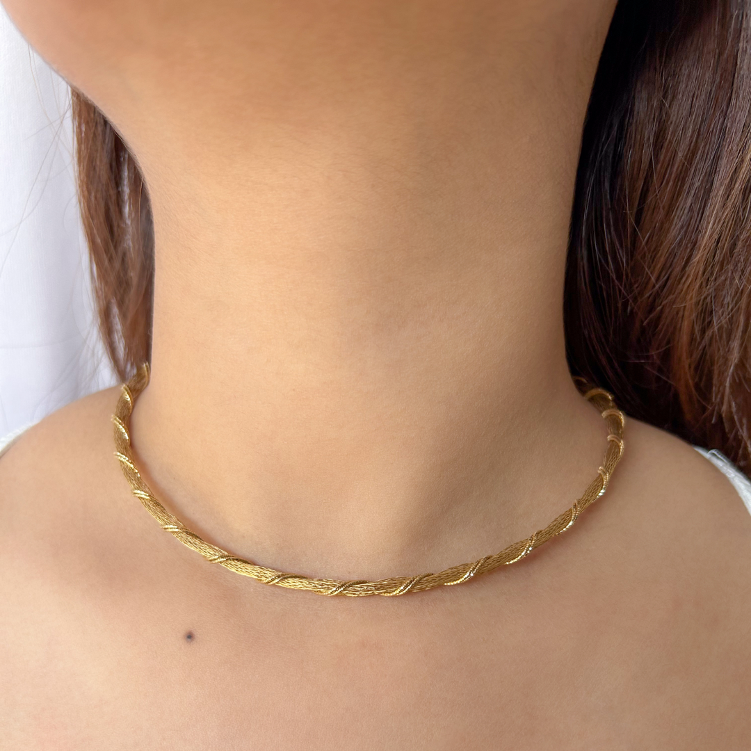 Twisty Mesh Necklace