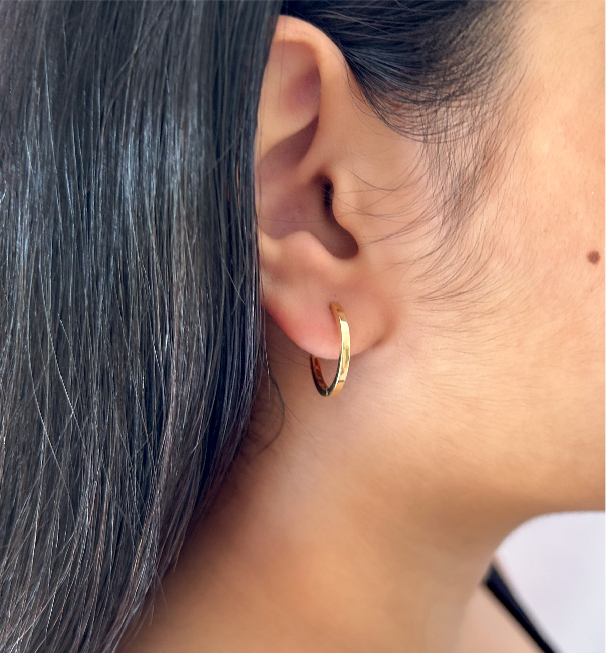 Sleek Round Hoops