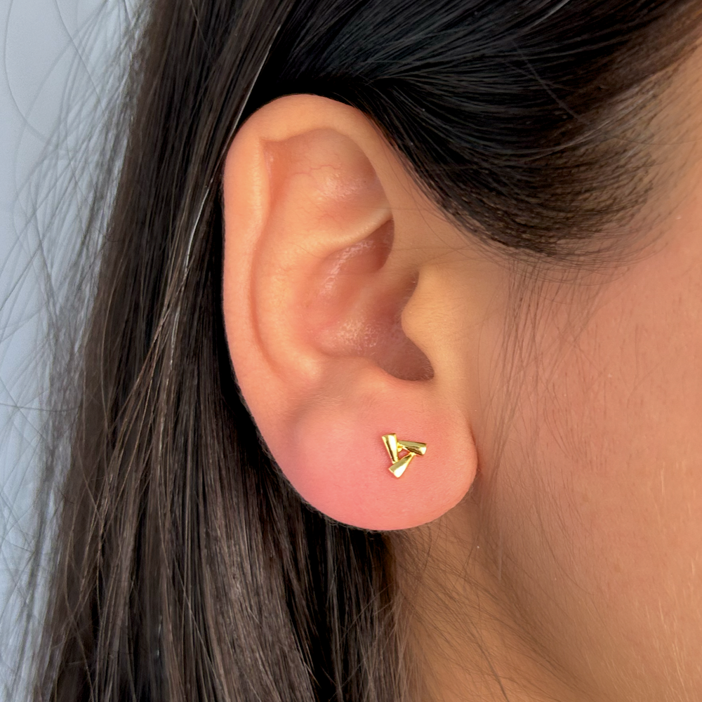 Cute gold stud earrings discount