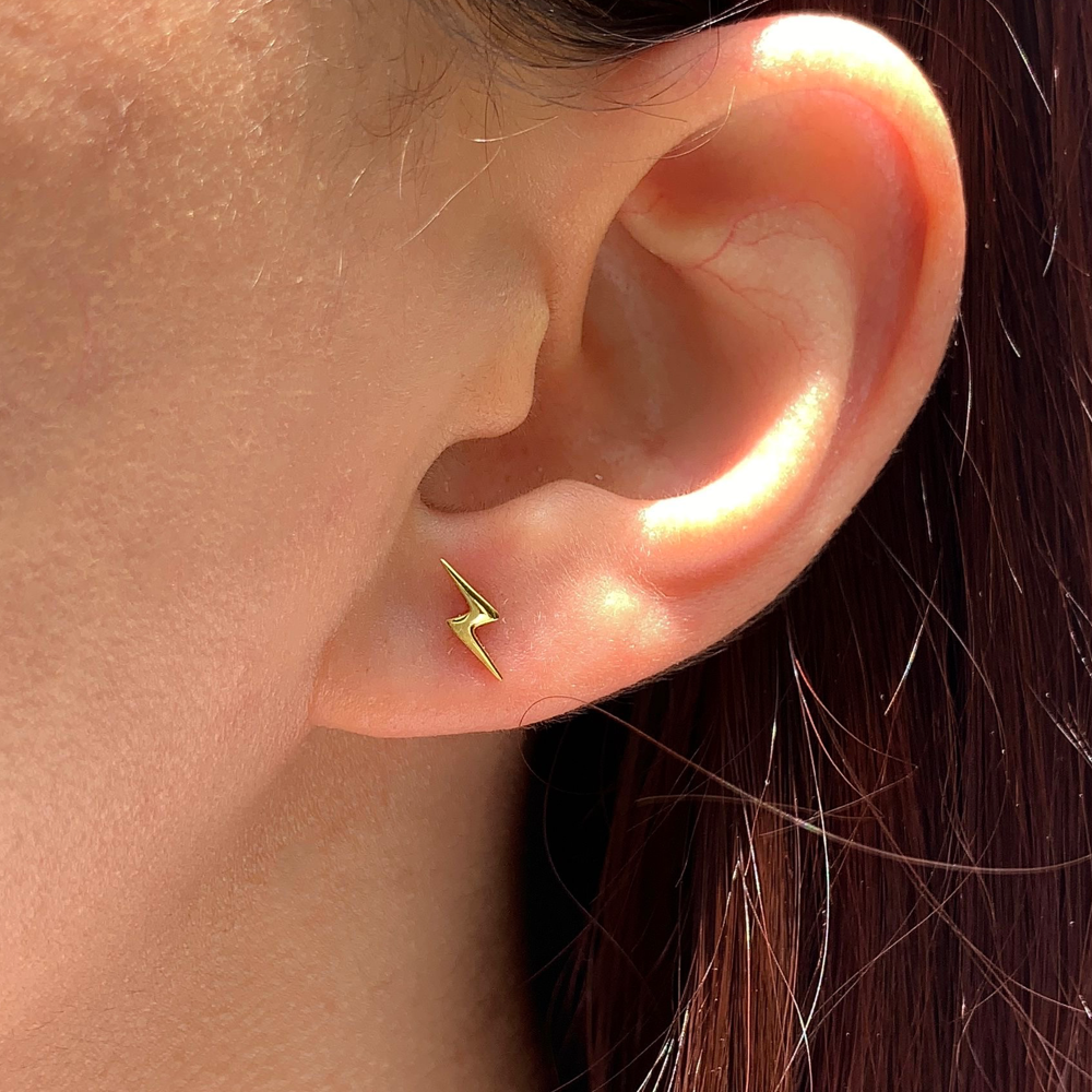 Drop Earings 4g Gold Earrings at Rs 20000/pair in Howrah | ID: 2850524152173